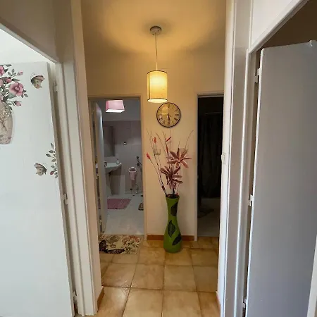 Semesterbostad Traditional House Peniche